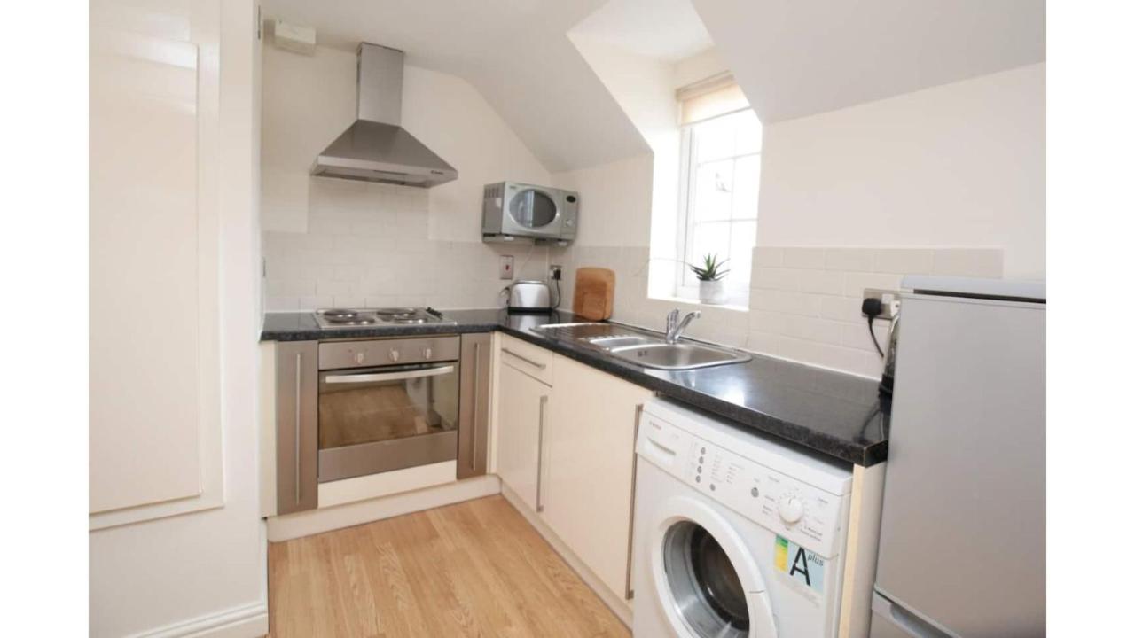 Pass The Keys Lovely 2 Bed With Free Parking And Garden Apartamento Oxford